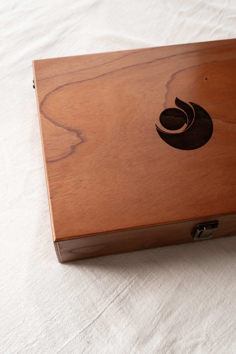 Caja SEMILA cerrada vista frontal