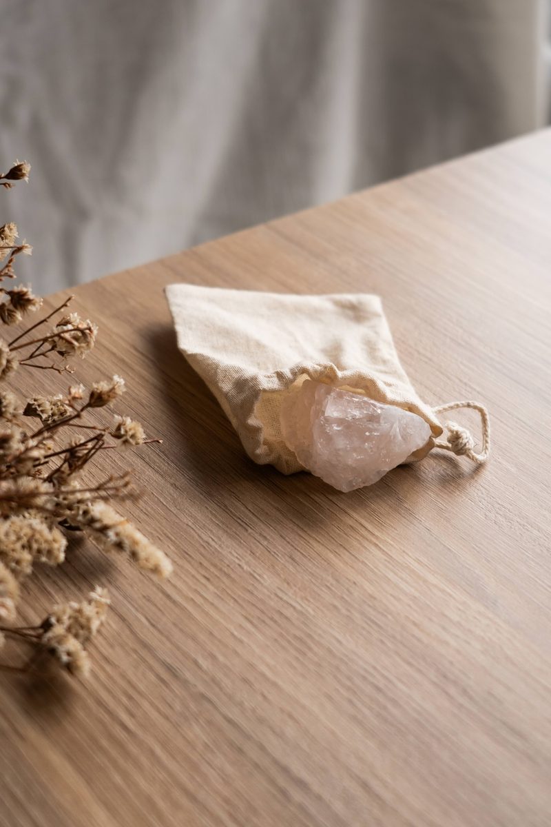 Cuarzo rosa natural — Semilla Cuidado